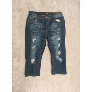 Deja Bleu Premium Capri Distressed Blue Jeans Size 11 Womens 5 Pocket Logo Patch